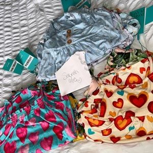 2T NWT bubbles Posh Peanut